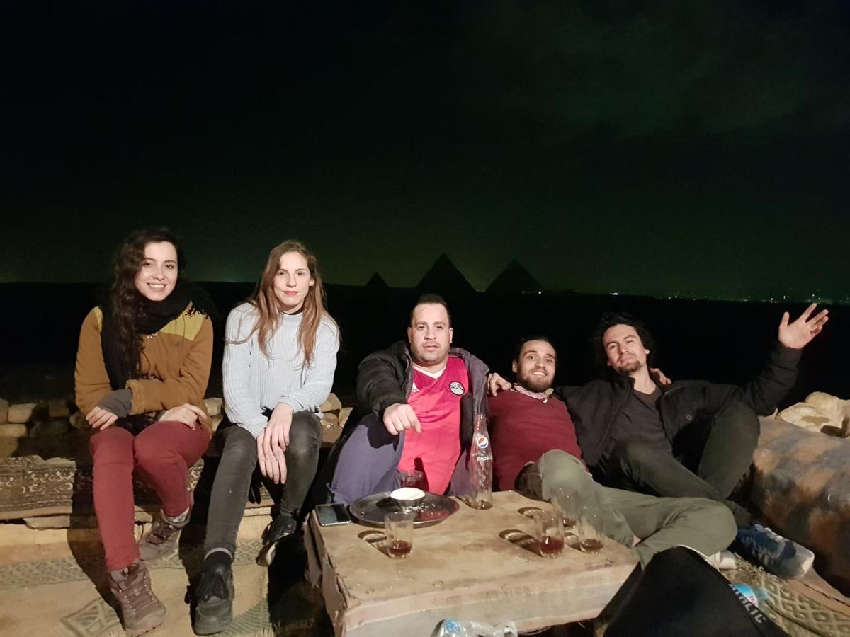 Happy Days Pyramids Inn Kafrat al Jabal Exterior foto